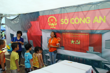 Nhiều trò chơi ý nghĩa tại 'Ngày hội thiếu nhi Hà Nội' ảnh 3